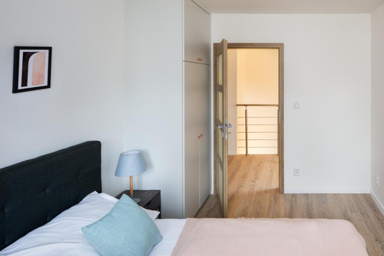 Minimalistic House In Vinohrady By Prague Days Villa Exterior photo